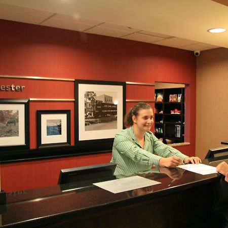 Hampton Inn & Suites Rochester-North Inreriör bild
