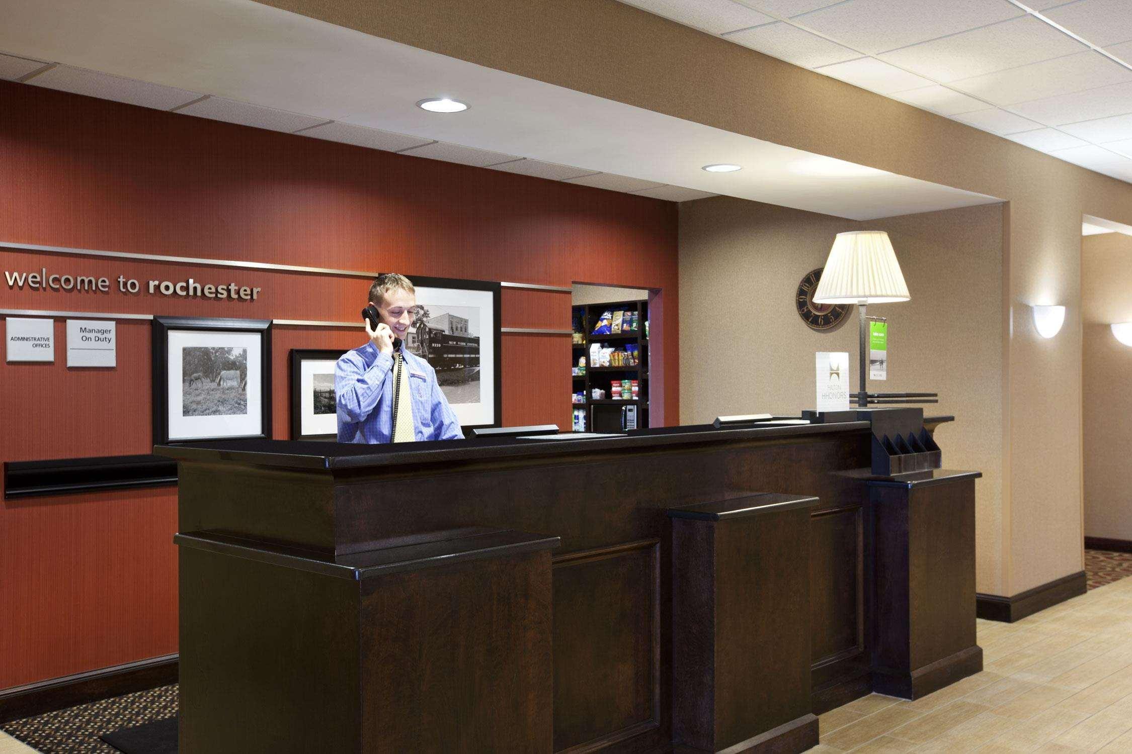 Hampton Inn & Suites Rochester-North Inreriör bild