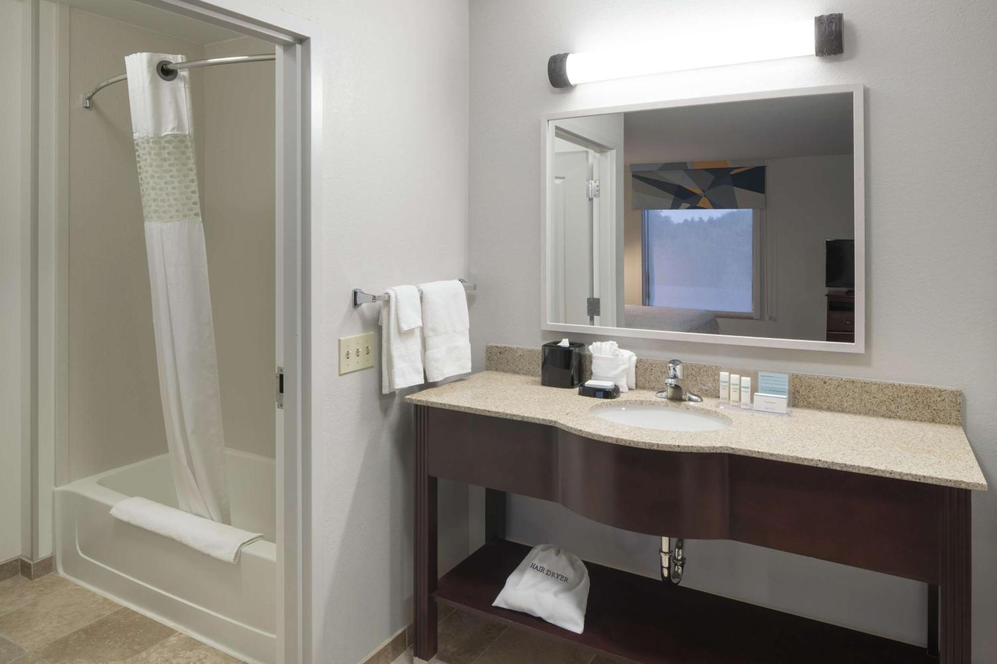 Hampton Inn & Suites Rochester-North Exteriör bild