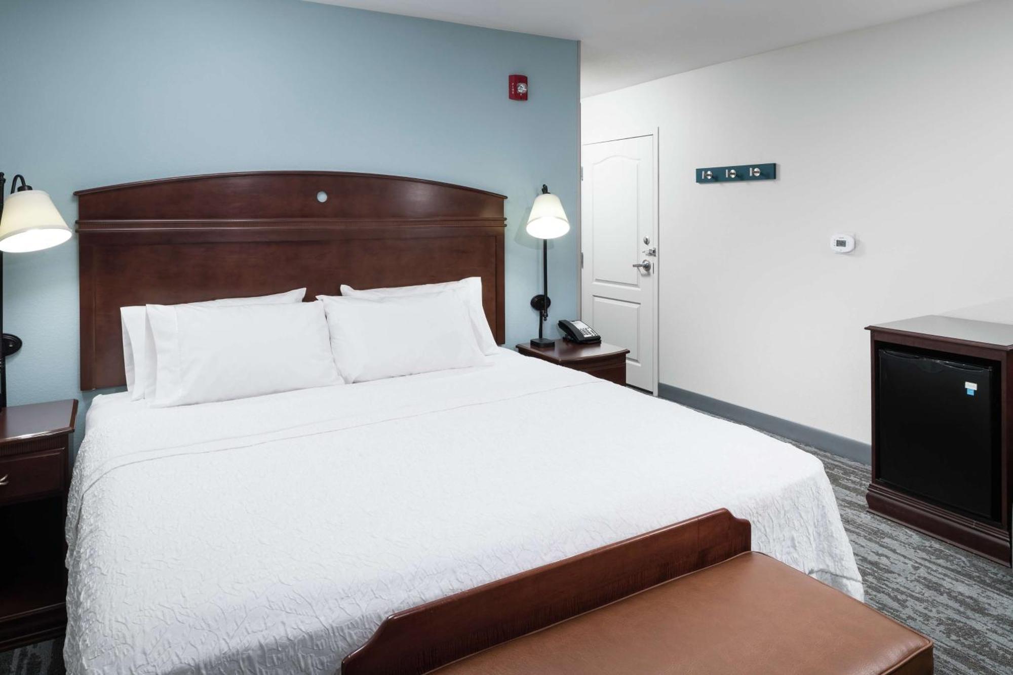 Hampton Inn & Suites Rochester-North Exteriör bild