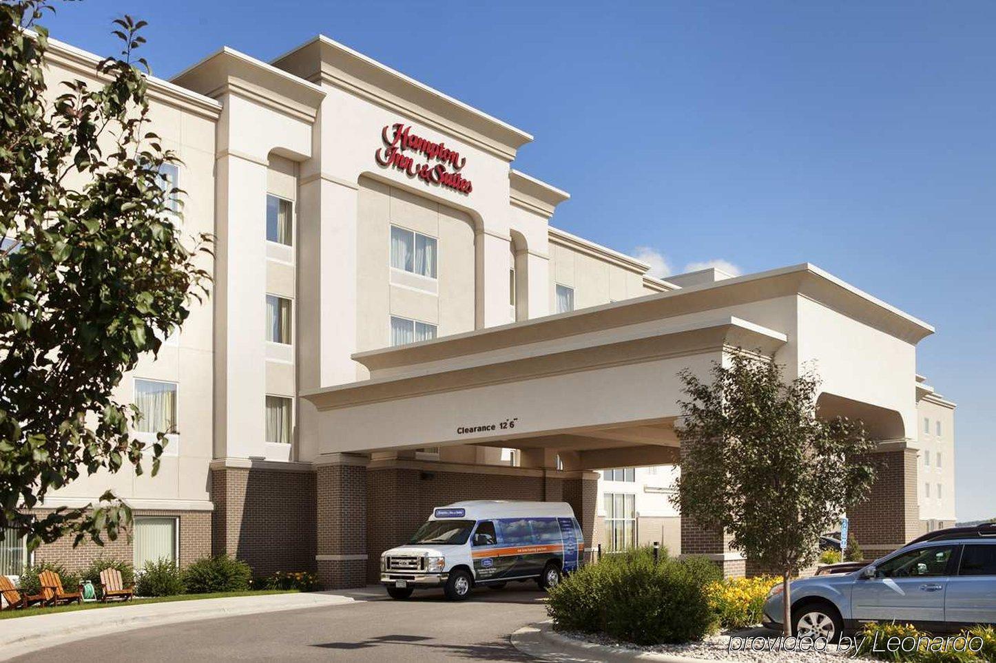Hampton Inn & Suites Rochester-North Exteriör bild