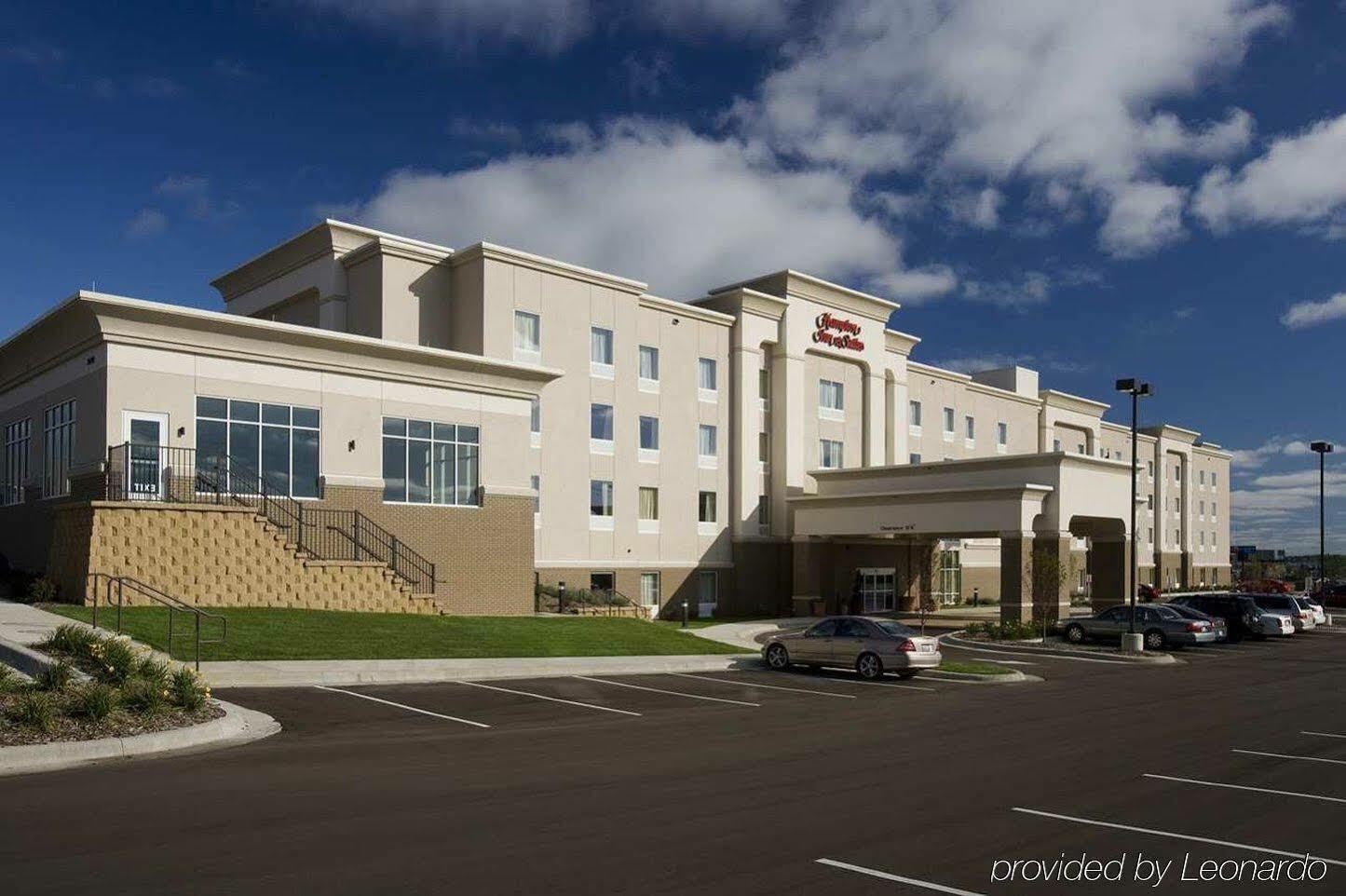 Hampton Inn & Suites Rochester-North Exteriör bild